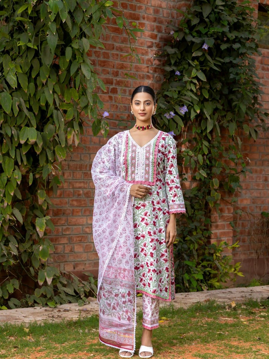 Maham Draped Kaftan alternate view